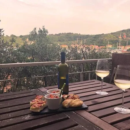 La Terrazza Degli Ulivi *